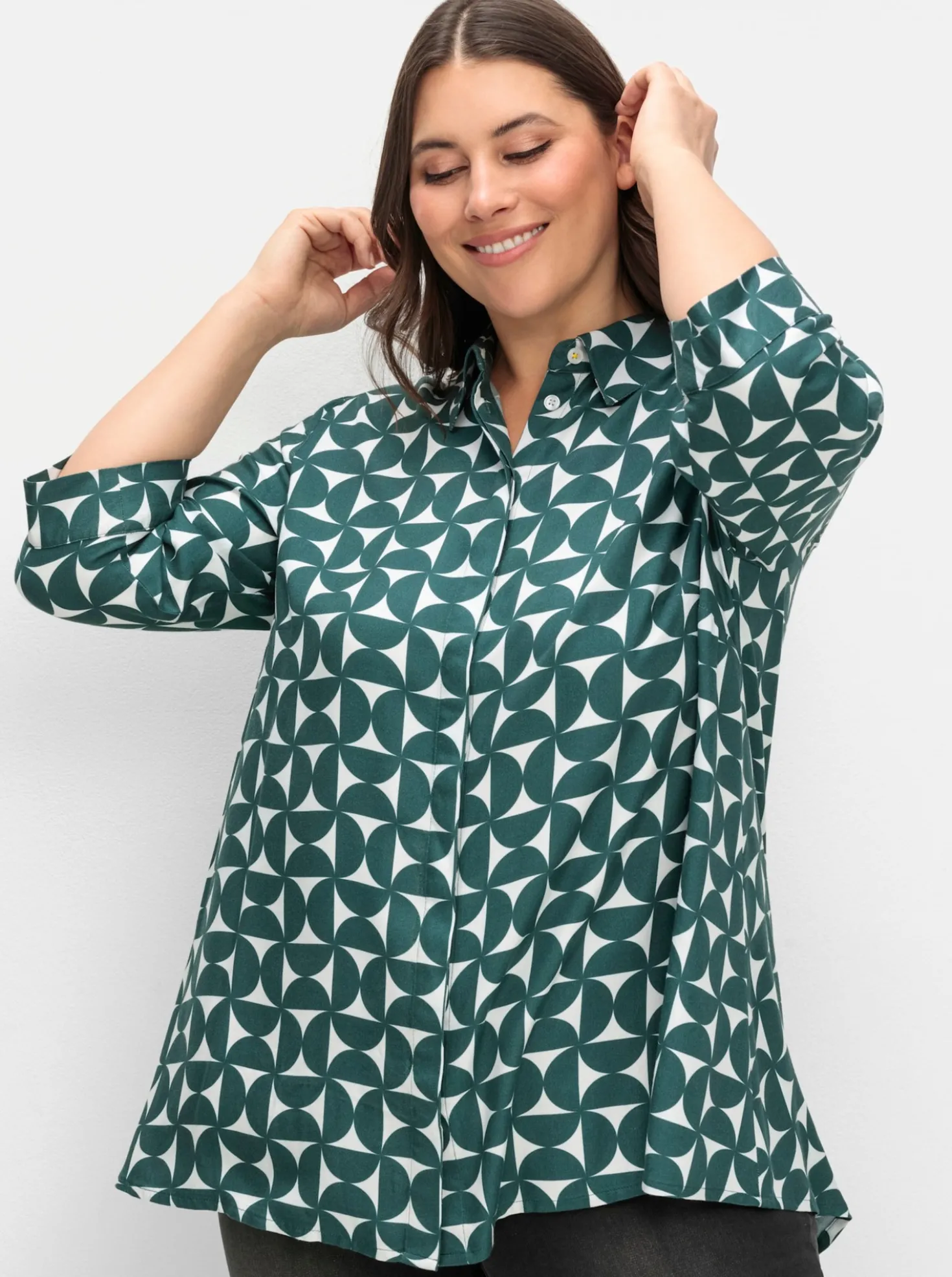 Longbluse mit verlängertem Rückteil