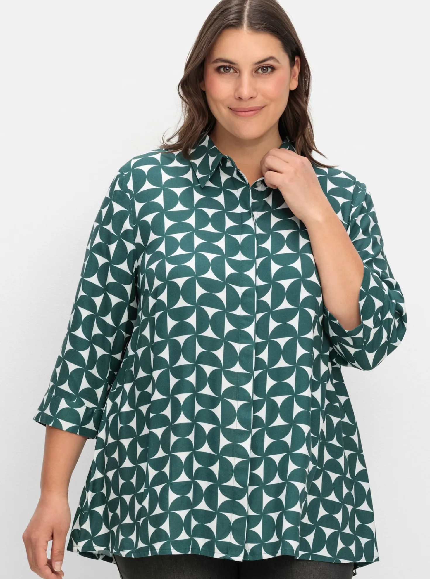 Longbluse mit verlängertem Rückteil