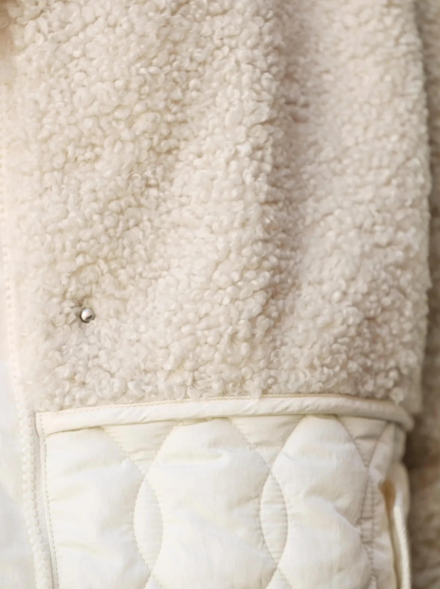 Longjacke Materialmix aus Teddy und Stepp