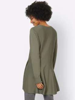 Longpullover in leicht ausgestellter Form