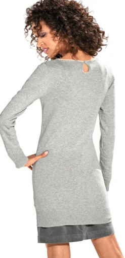 Longpullover mit Cut-Outs hinten
