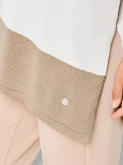 Longpullover mit U-Boot-Ausschnitt