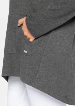 Longshirt im Vokuhila-Schnitt