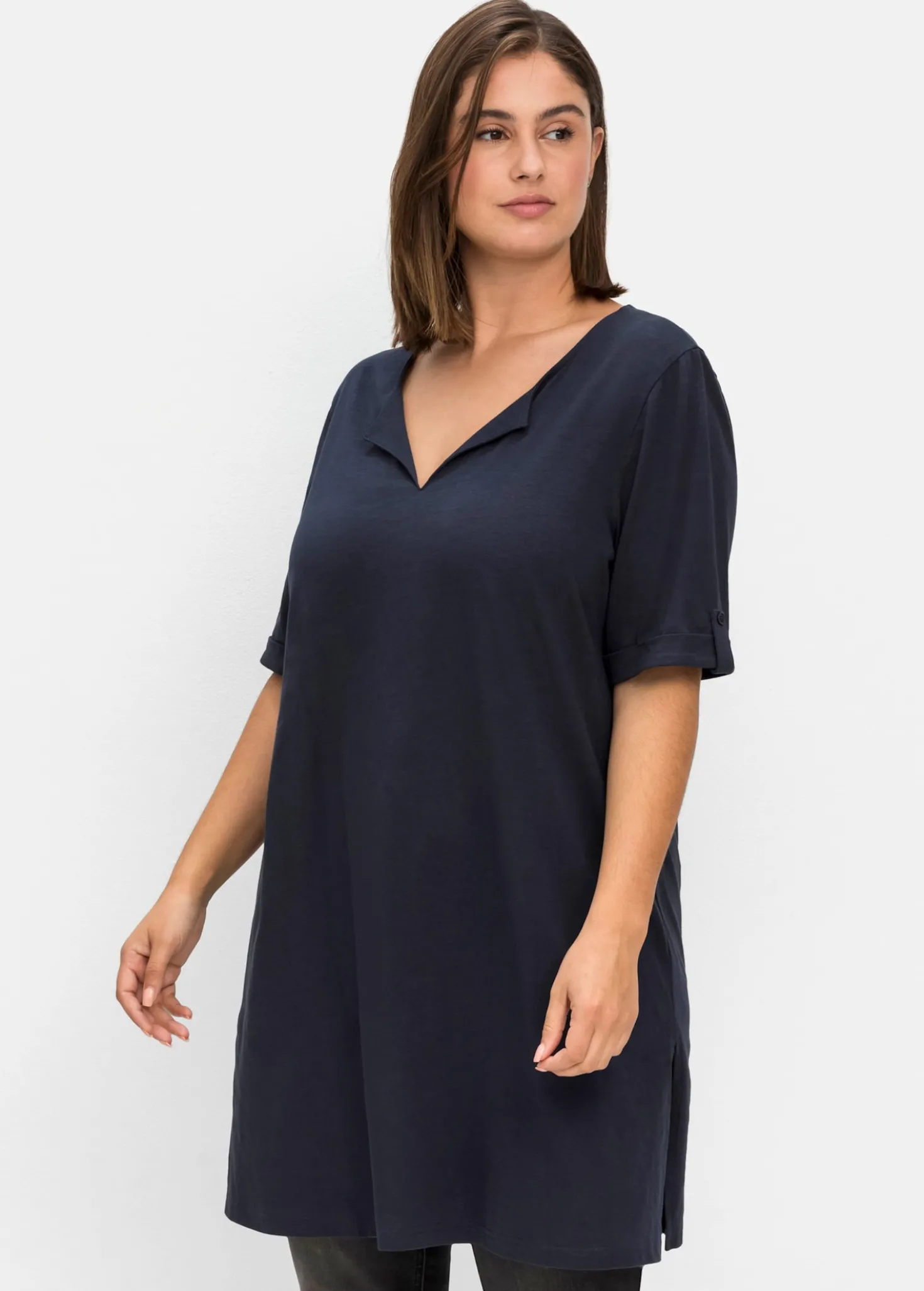 Longshirt mit geschlitztem Ausschnitt