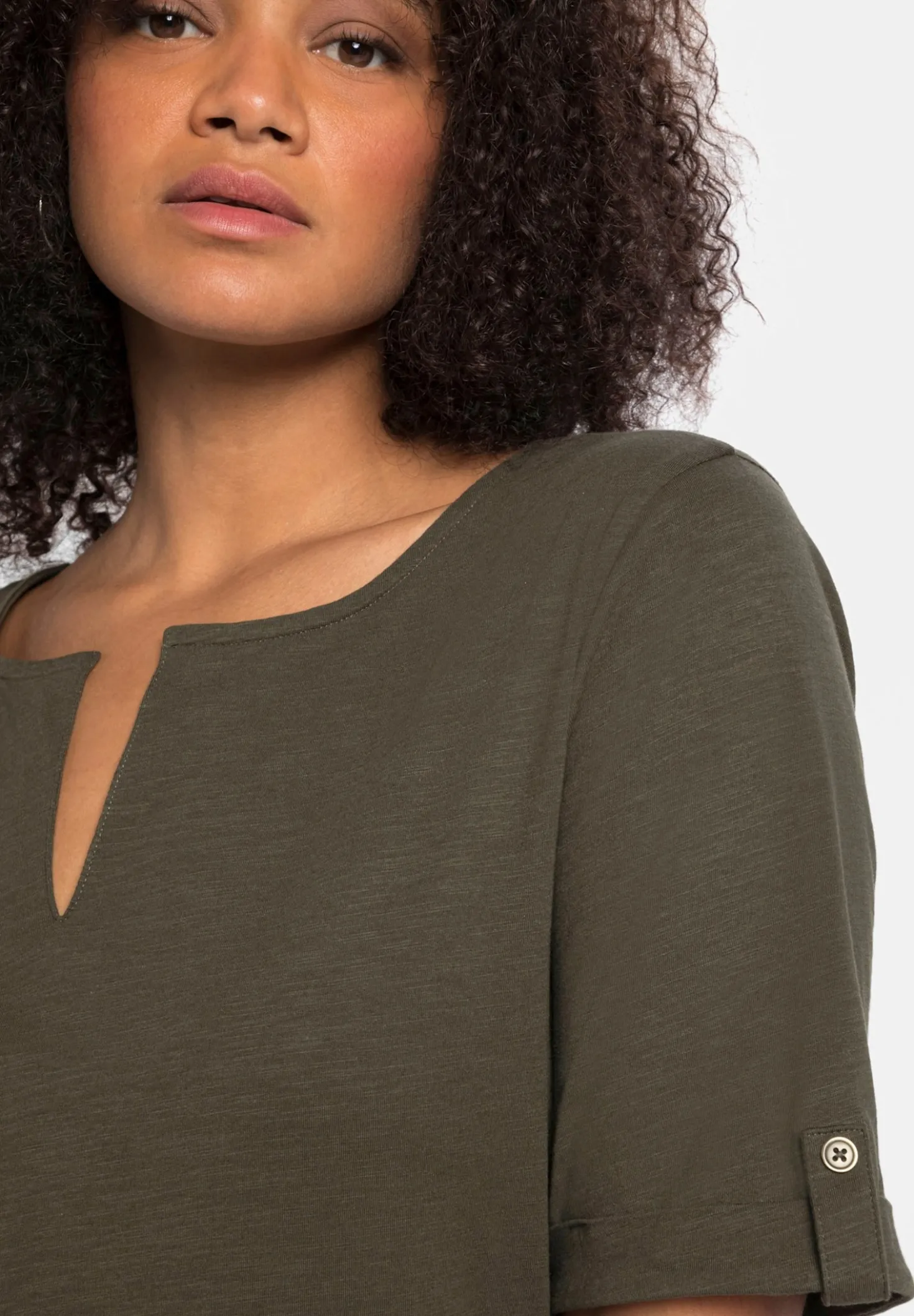 Longshirt mit geschlitztem Ausschnitt