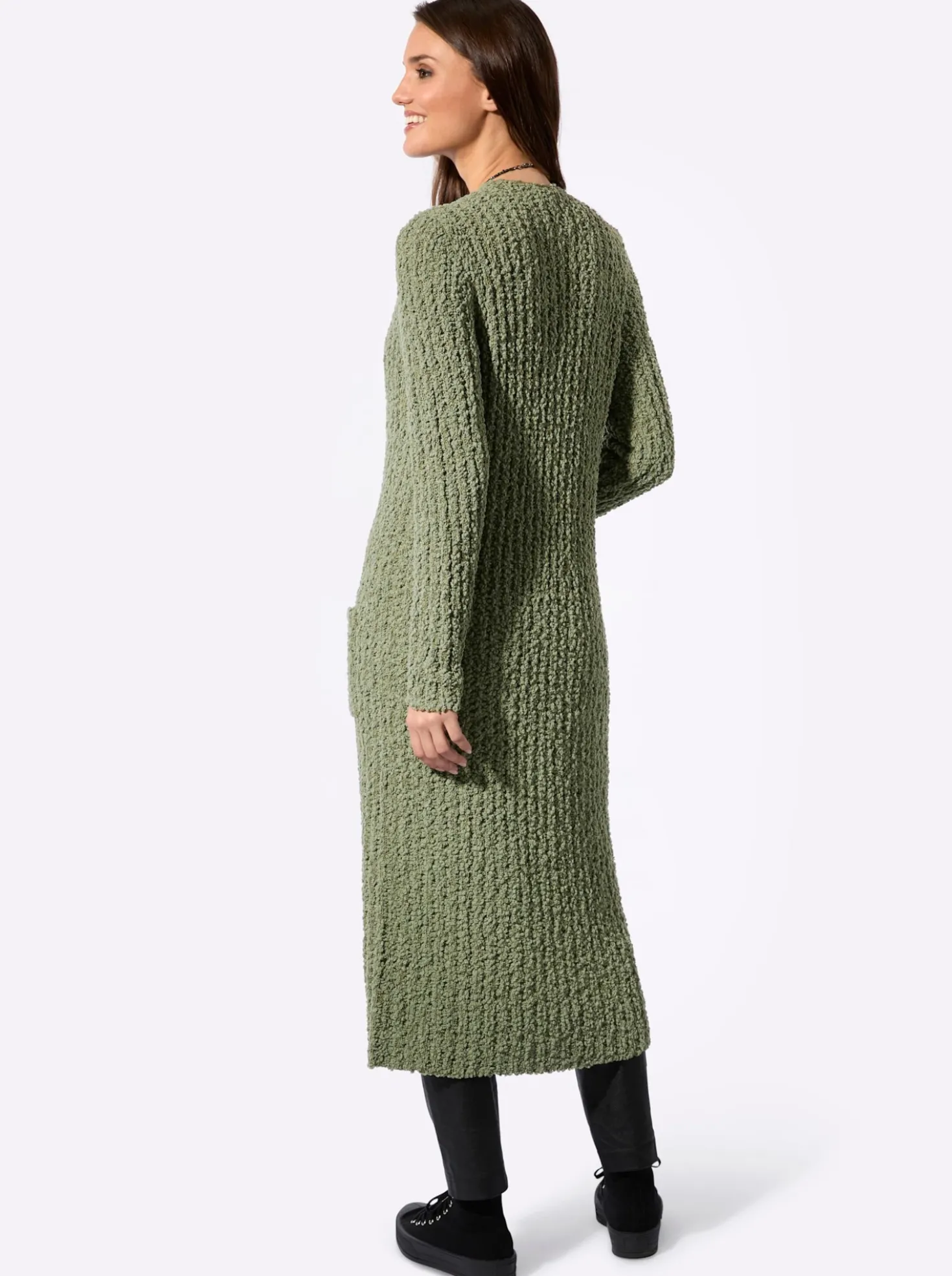 Longstrickjacke in offener Form