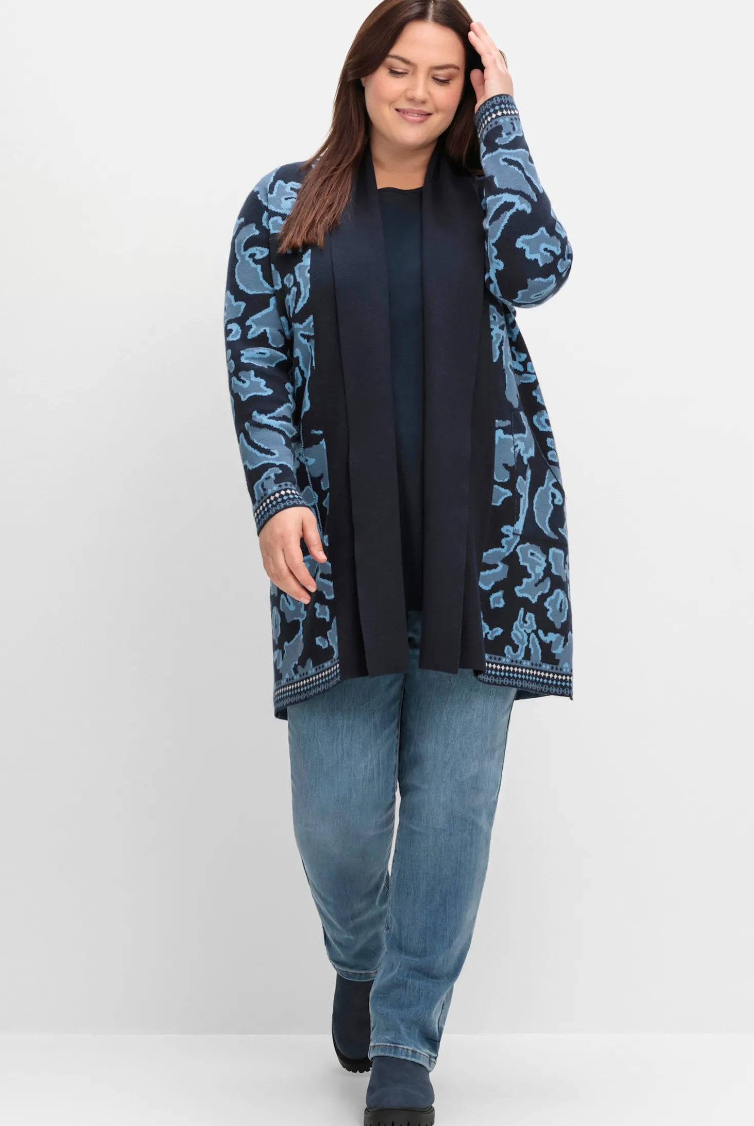 Longstrickjacke mit Jacquard-Muster