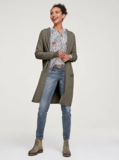 Longstrickjacke mit Kapuze