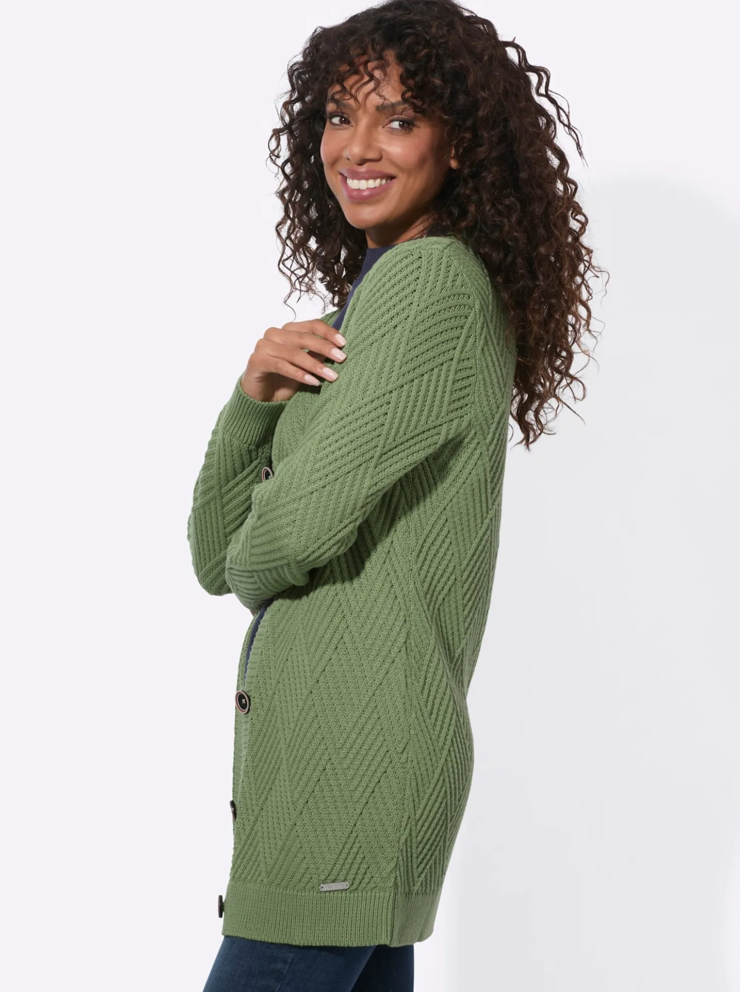 Longstrickjacke mit Knöpfen in Hornoptik