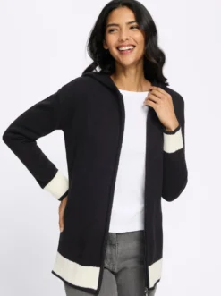 Longstrickjacke mit Kontrasten