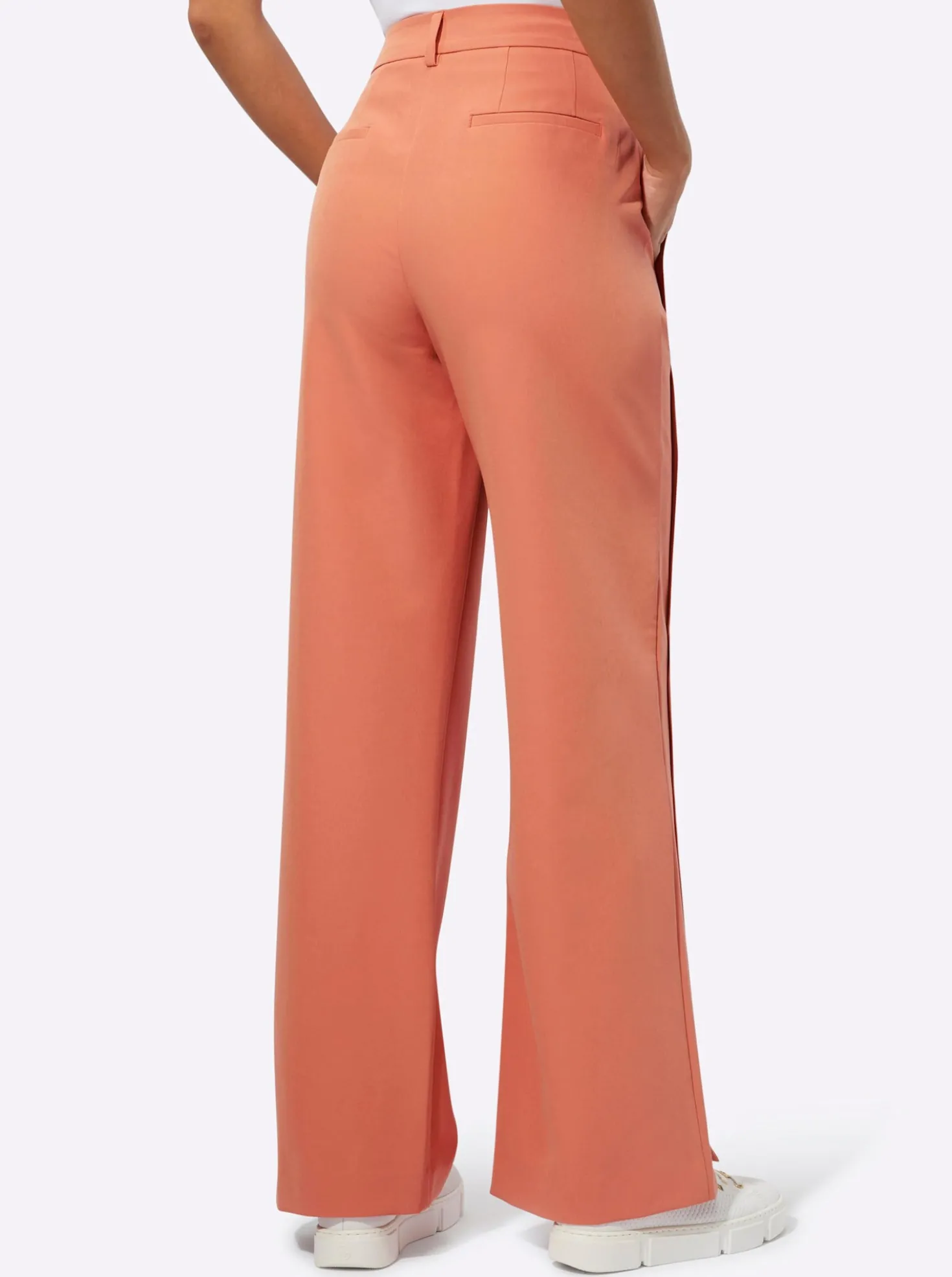 Marlene-Hose mit Schlitz am Saum