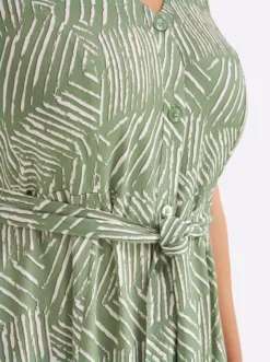 Maxikleid mit Bindegürtel und Knopfleiste