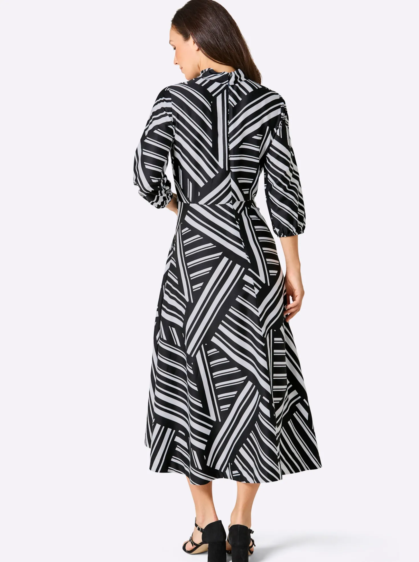 Maxikleid mit Grafik-Dessin