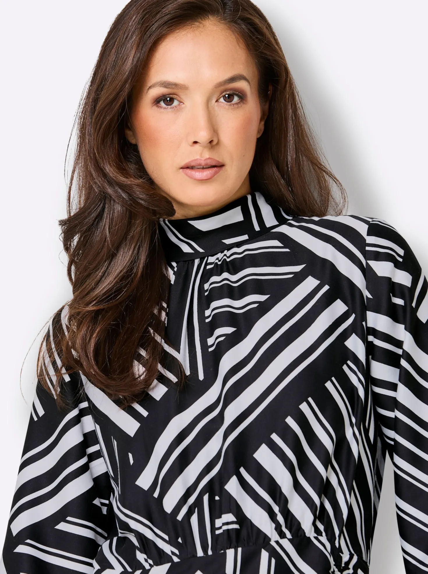 Maxikleid mit Grafik-Dessin