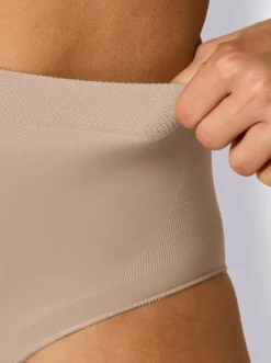 Miederhose