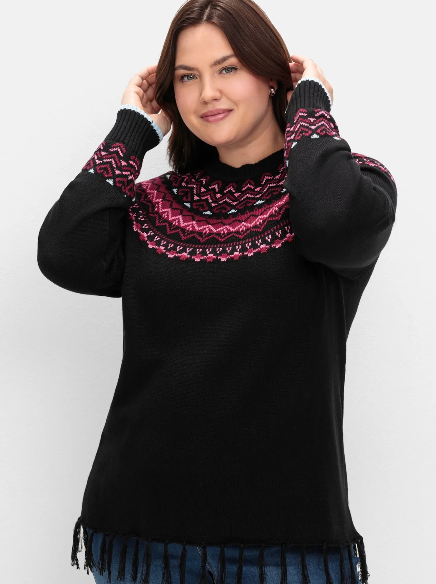 Norwegerpullover mit Fransen am Saum