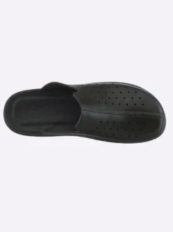 Pantoffel mit Perforation