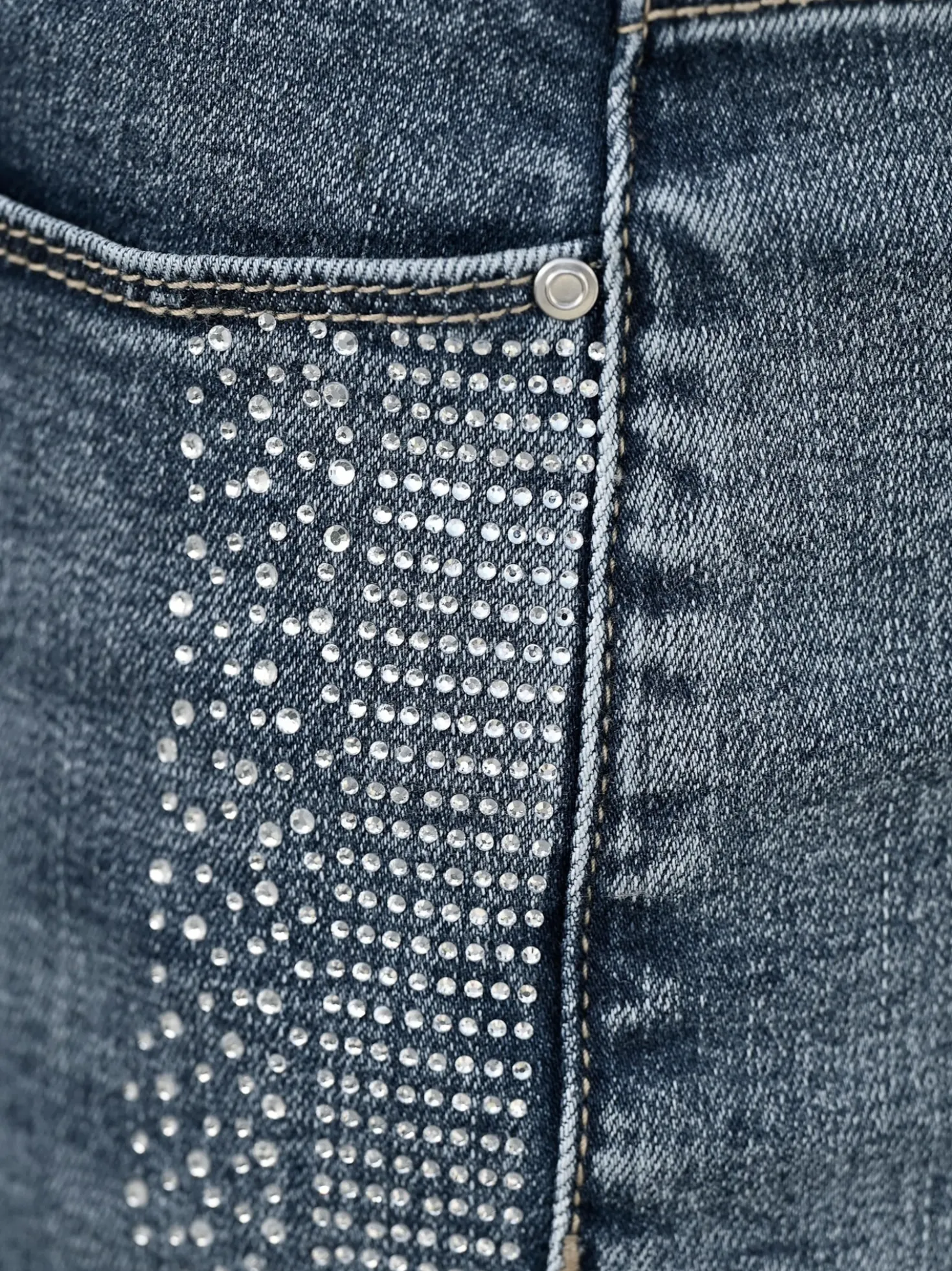 5-Pocket-Jeans mit Glitzersteinchen