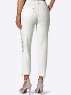 5-Pocket-Jeans mit Push-up-Effekt