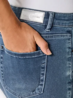 5-Pocket-Jeans mit weichem Griff