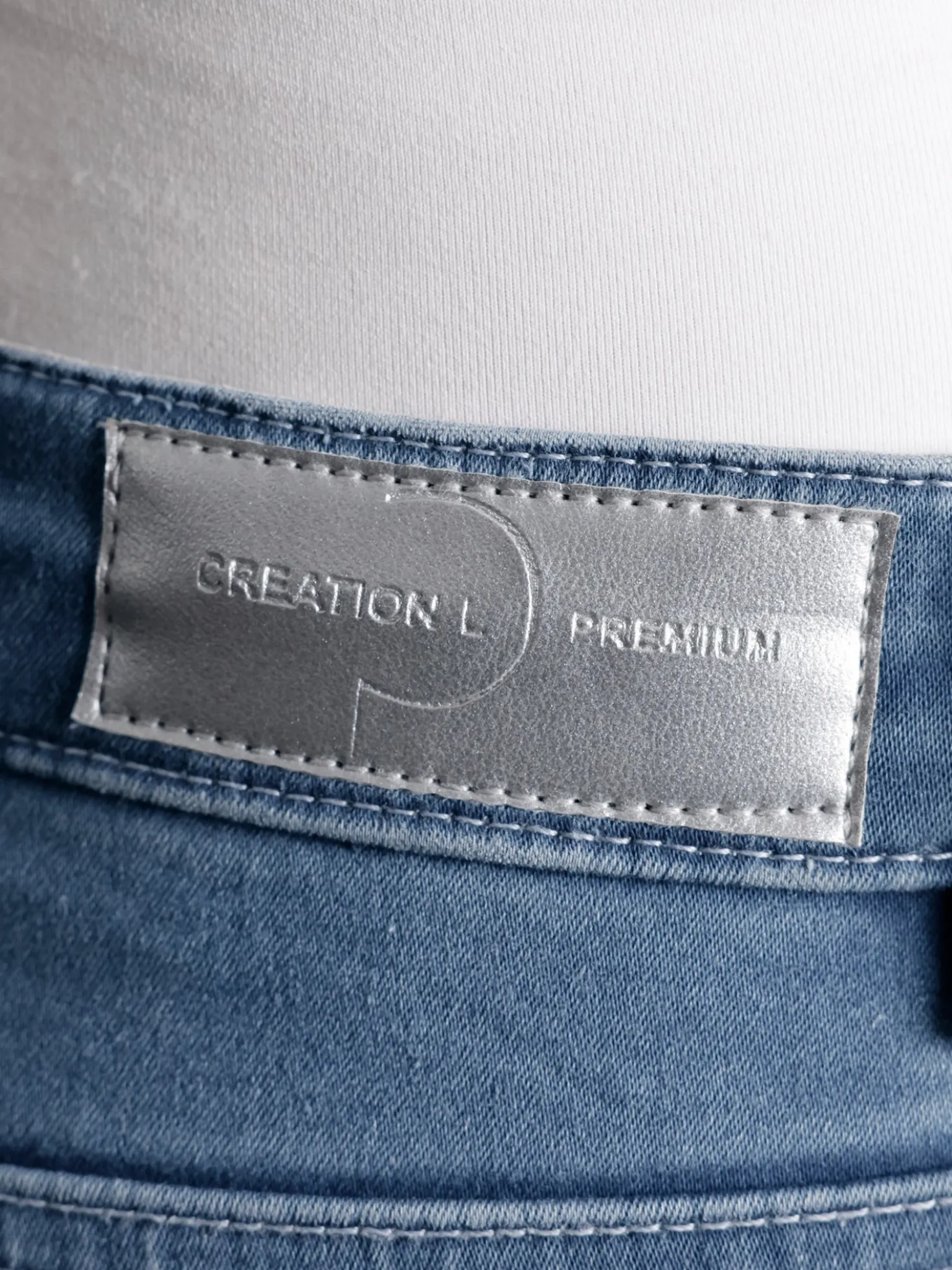 5-Pocket-Jeans mit weichem Griff