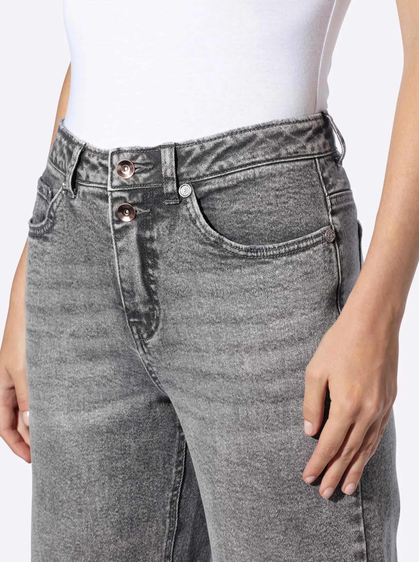 5-Pocket-Jeans mit Ziernieten