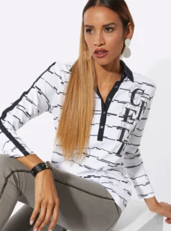 Poloshirt mit glänzenden Ziersteinchen