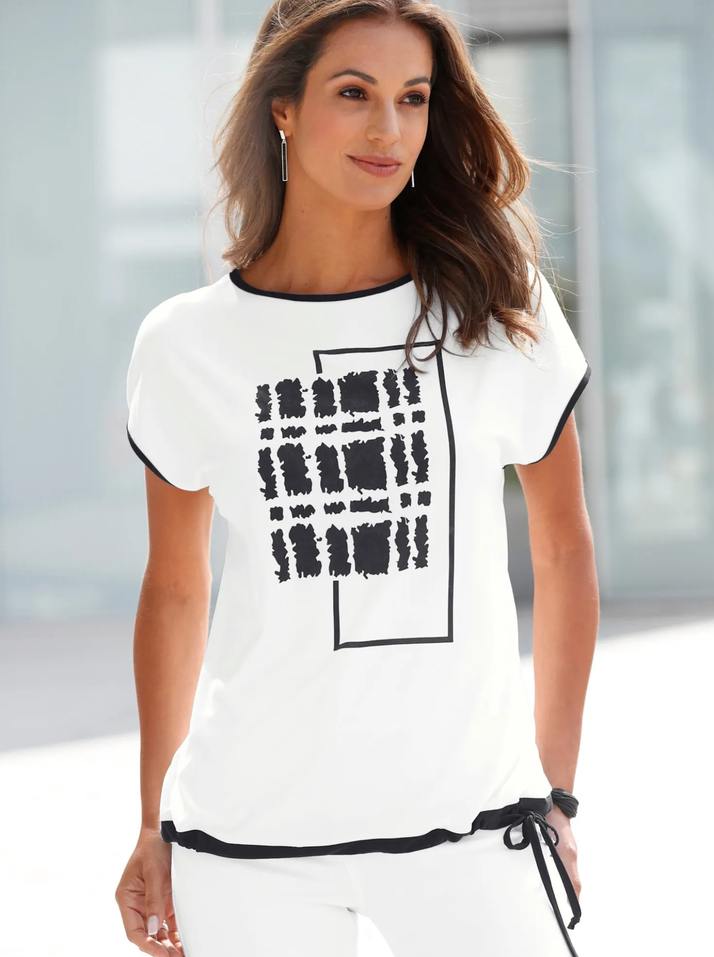 Print-Shirt mit U-Boot-Ausschnitt