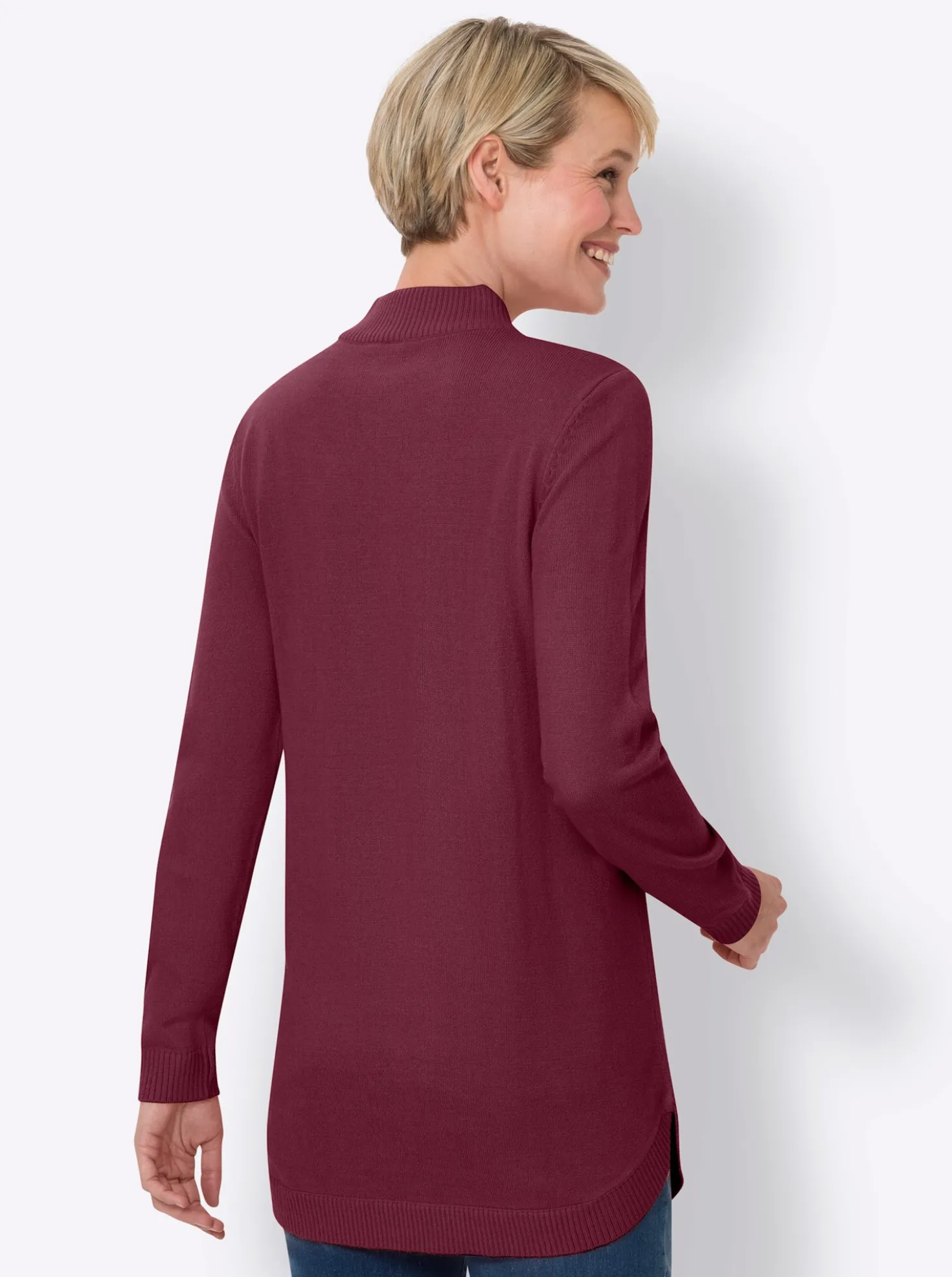 Pullover mit abgerundetem Saum