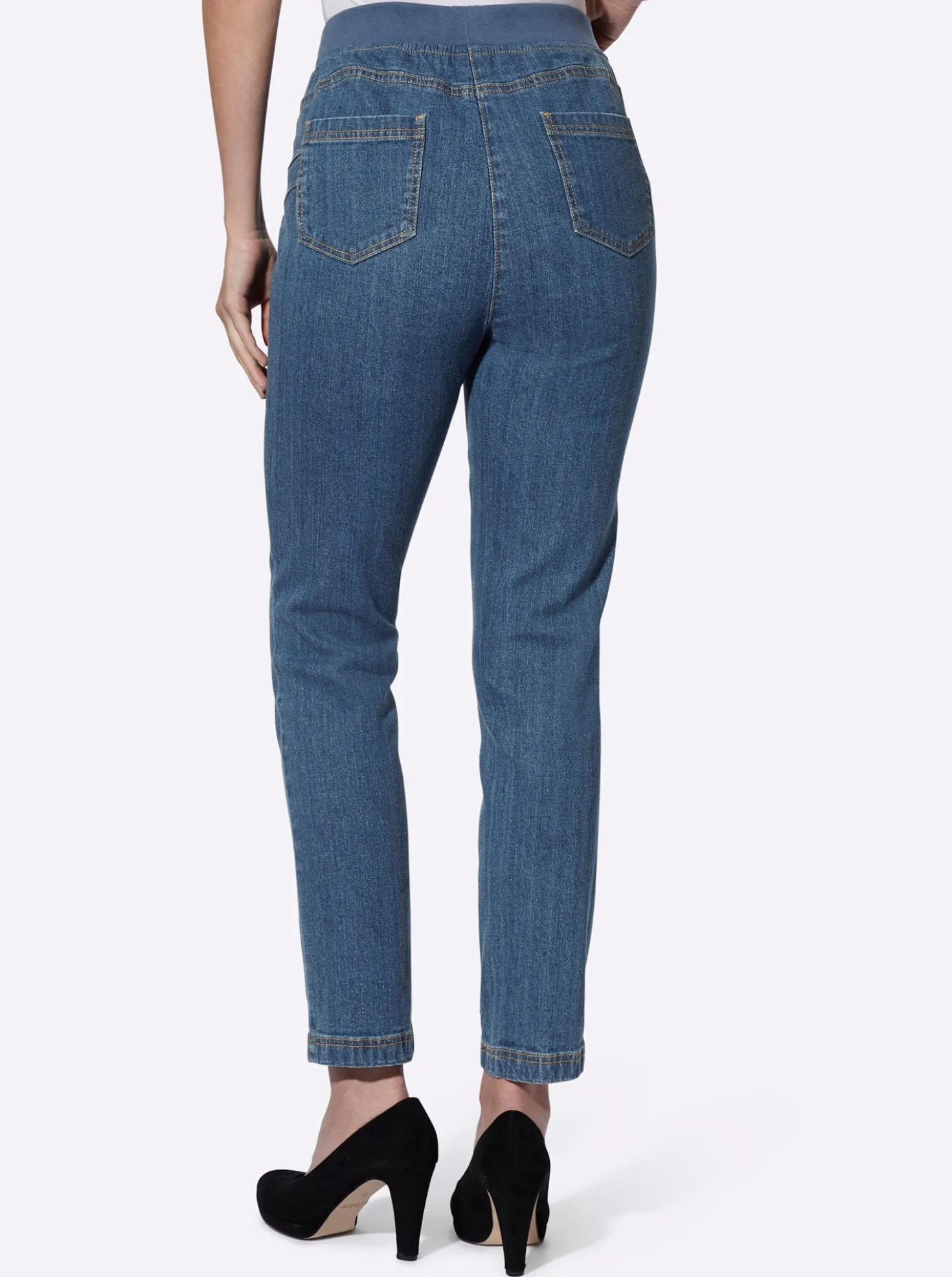 Push-up-Jeans in weicher Qualität