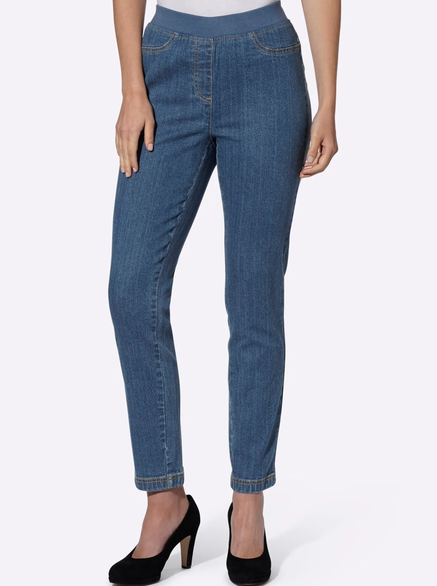 Push-up-Jeans in weicher Qualität