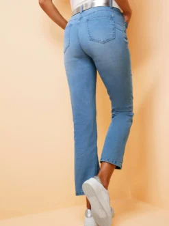 Push-up-Jeans mit Schmuck-Knopf