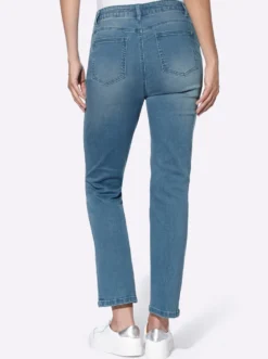 Push-up-Jeans mit Schmuck-Knopf