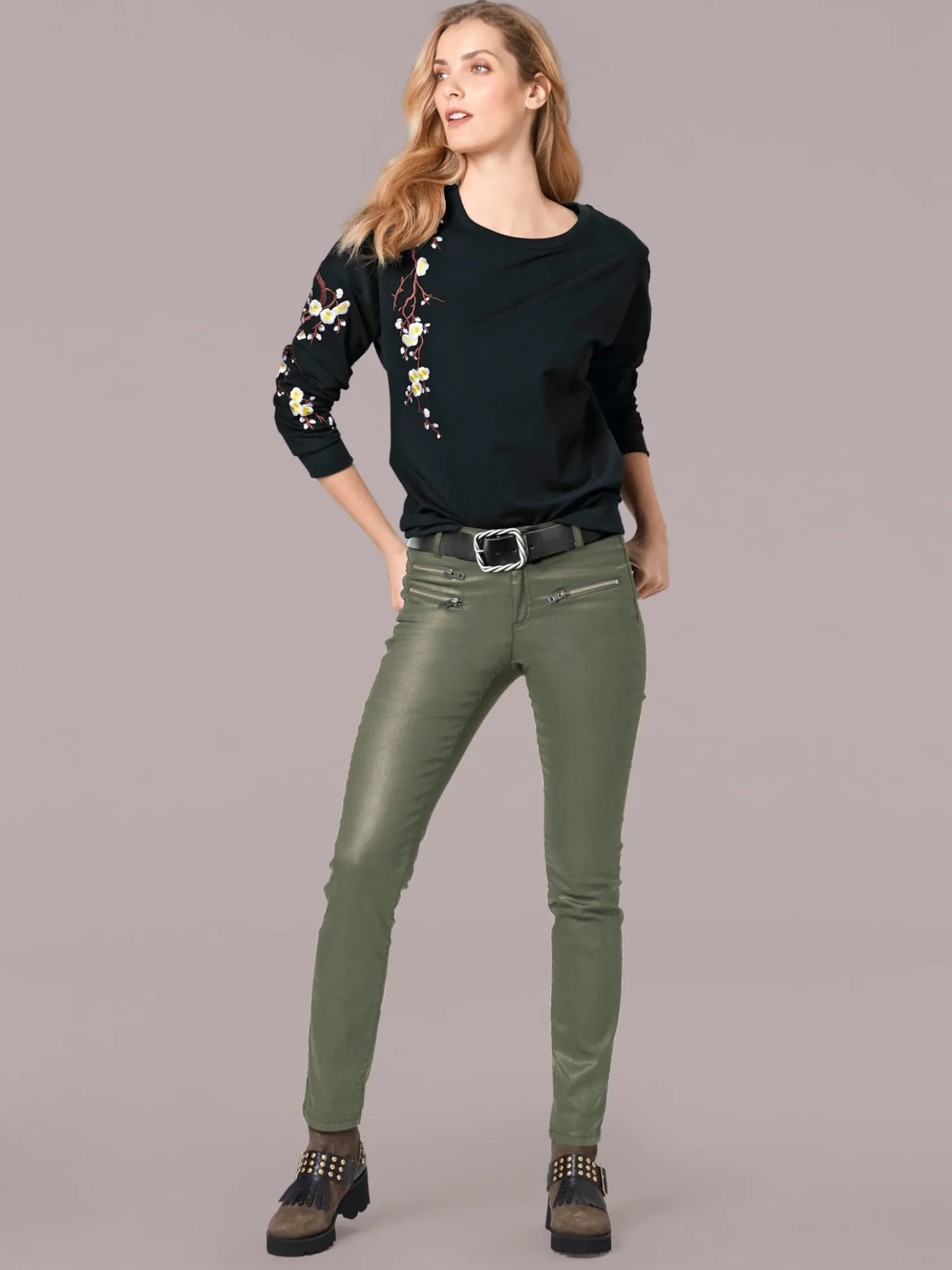 Röhrenhose in Stretch-Qualität