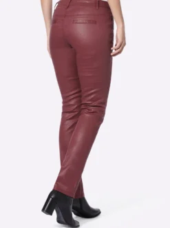Röhrenhose in Stretch-Qualität