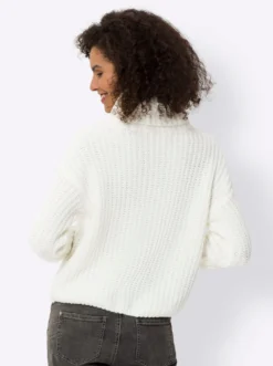 Rollkragenpullover im Oversized-Schnitt