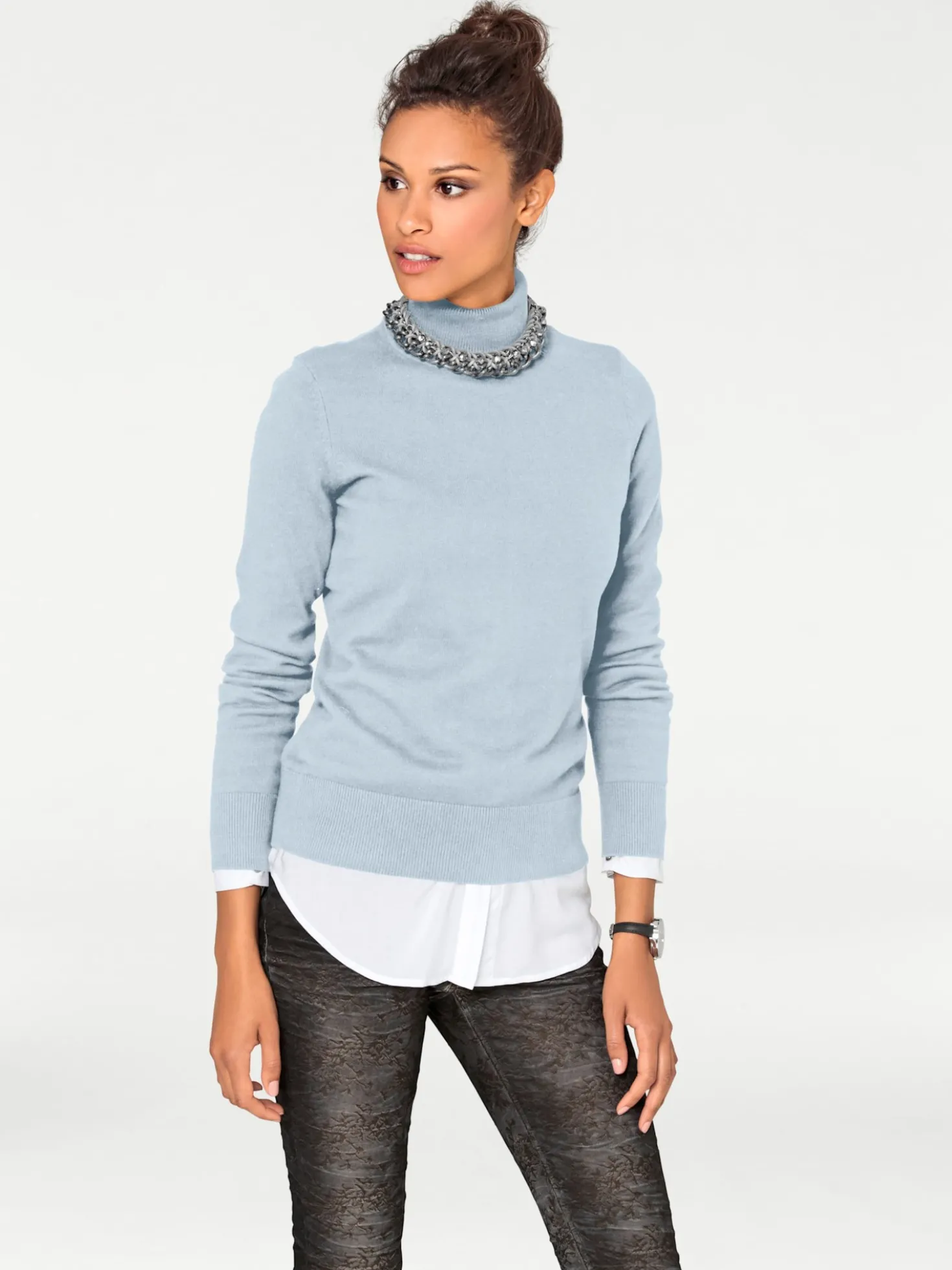 Rollkragenpullover in Feinstrick-Qualität