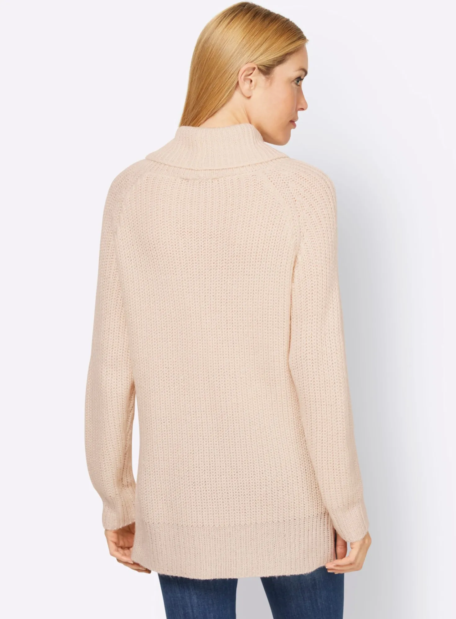 Rollkragenpullover mit aufwendigem Strickmuster