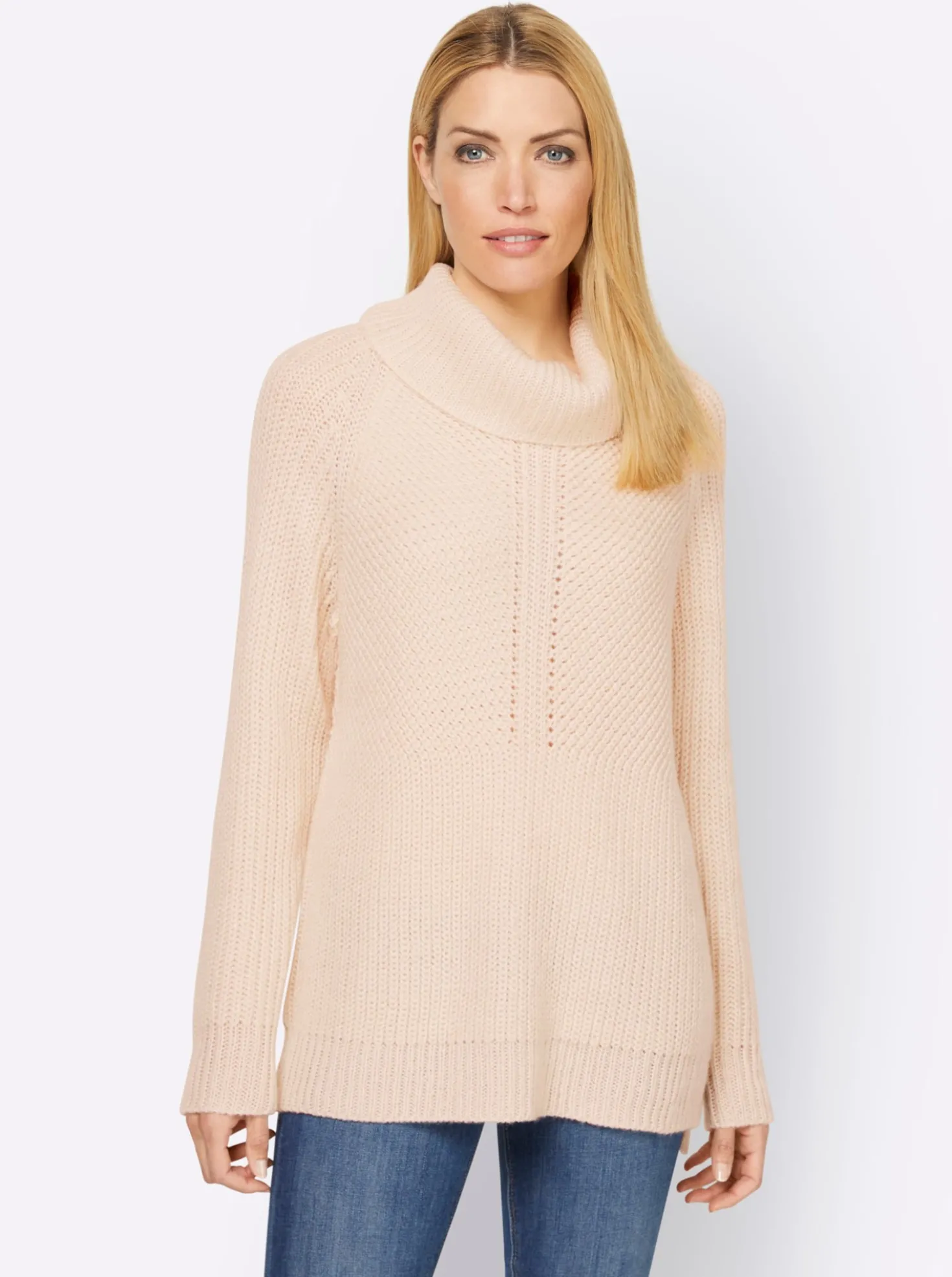 Rollkragenpullover mit aufwendigem Strickmuster