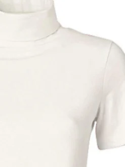 Rollkragenshirt in taillierter Form