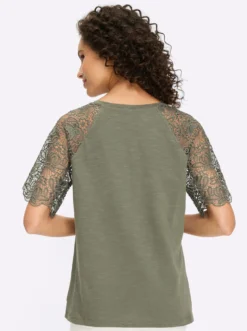 Rundhalsshirt mit Spitze