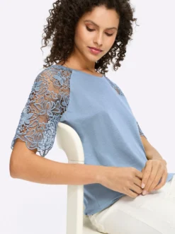 Rundhalsshirt mit Spitze