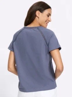 Rundhalsshirt mit Spitzenborte