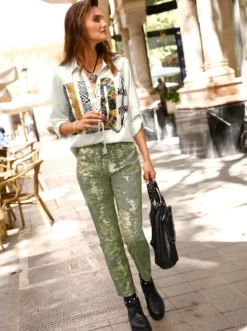 Schlupf-Bluse mit Animal-Schriftzug