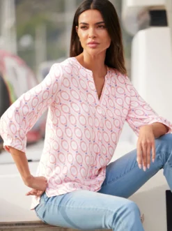 Schlupf-Bluse mit Seitenschlitzen