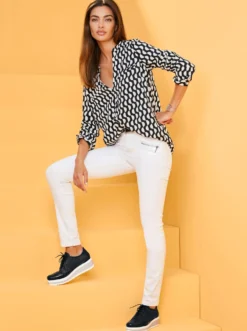 Schlupf-Bluse mit V-Ausschnitt