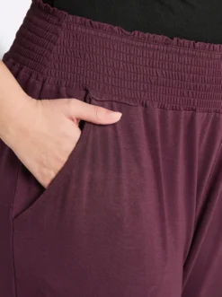 Schlupfhose mit breitem Smokbund, weite Form
