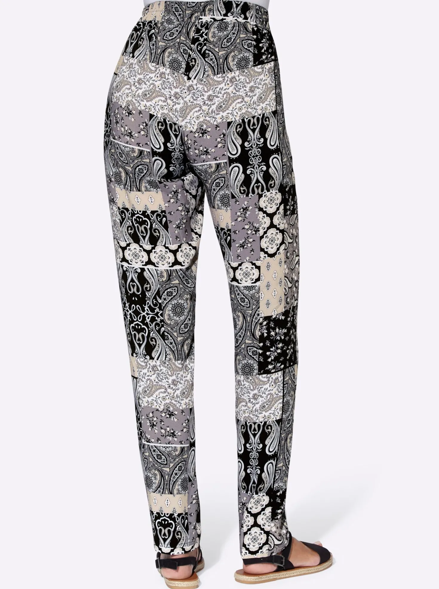 Schlupfhose mit seitlichen Taschen