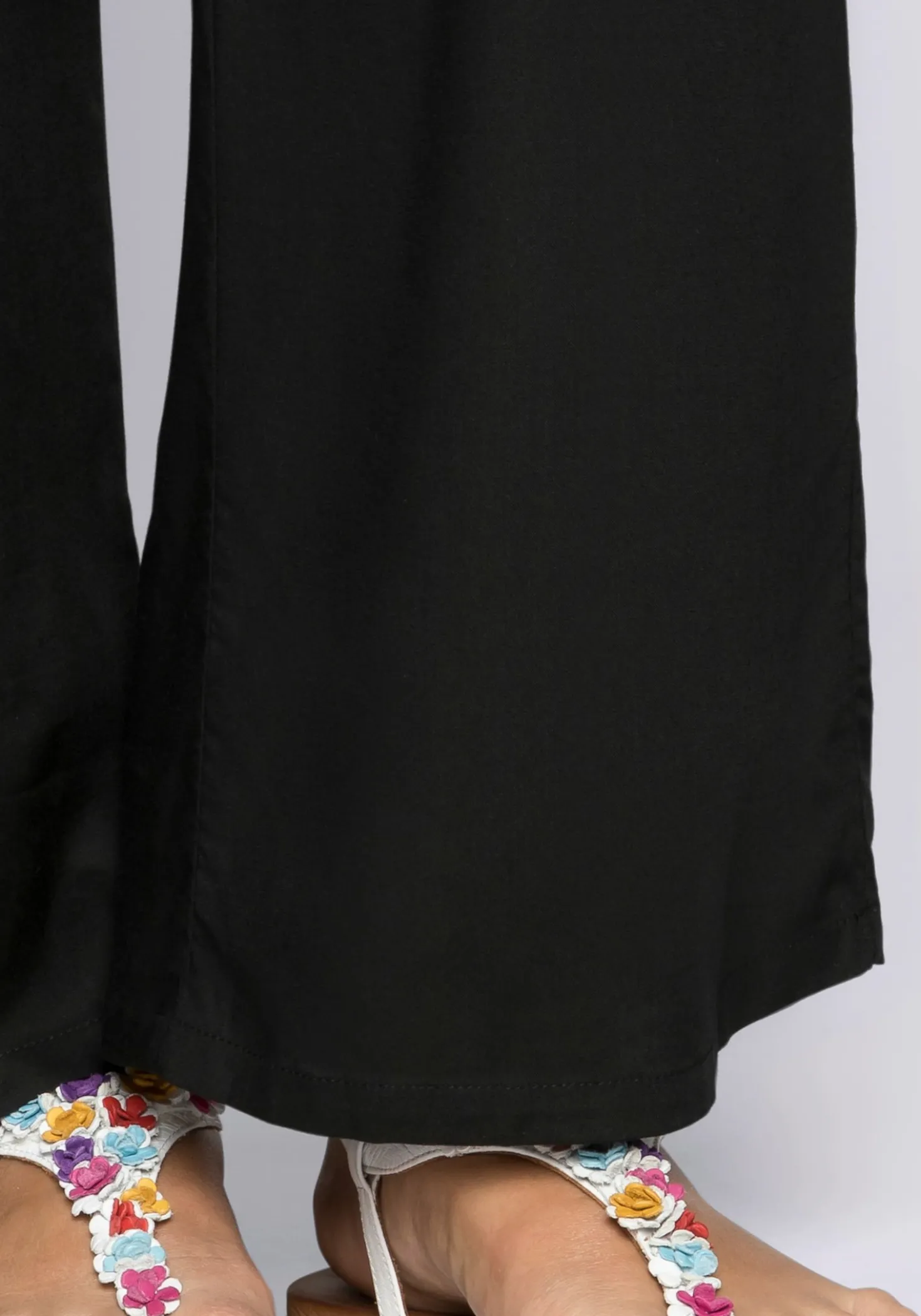 Schlupfhose mit weitem Bein