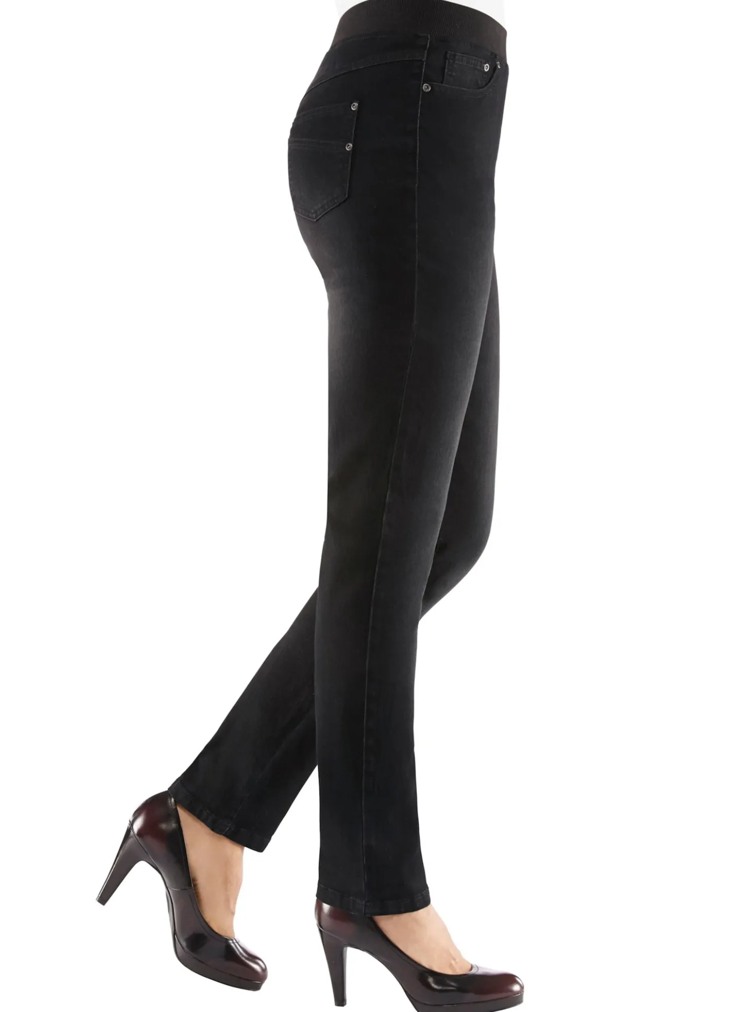 Schlupfjeans mit geripptem Strick-Dehnbund